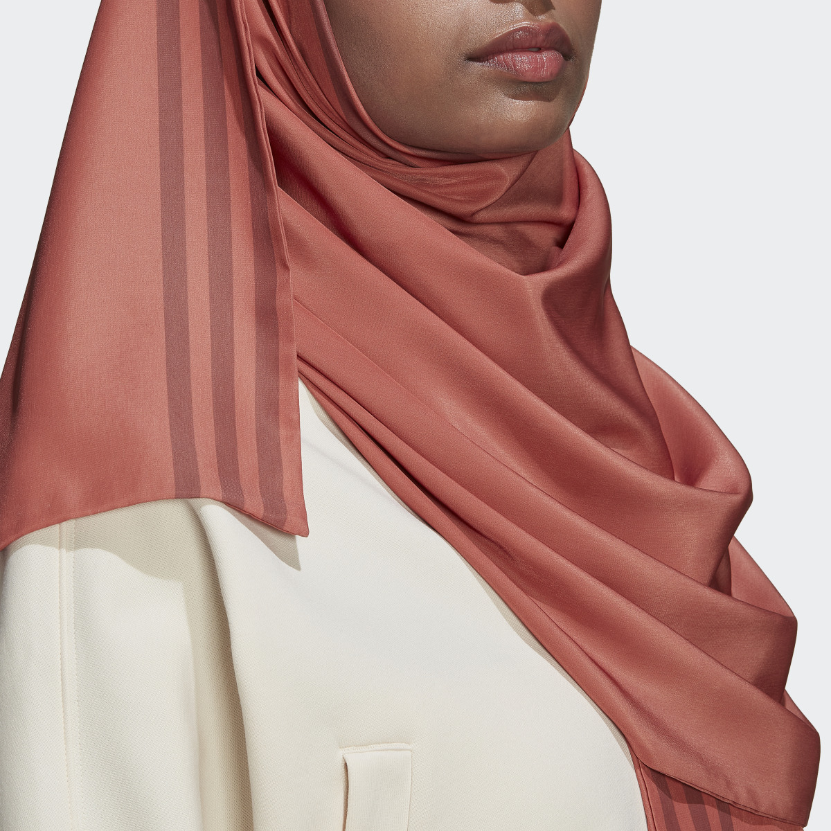 Adidas Hijab. 8
