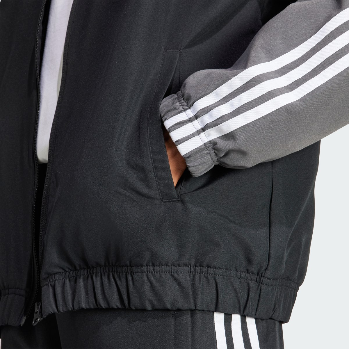 Adidas Dres Sportswear Colorblock 3-Stripes. 8