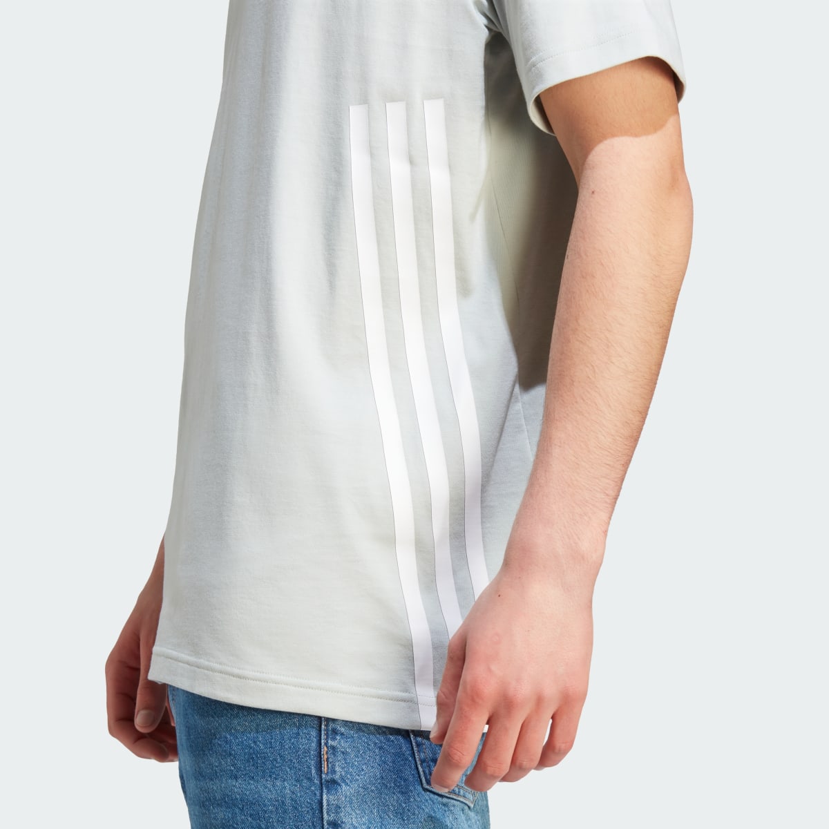 Adidas Future Icons 3-Streifen T-Shirt. 7