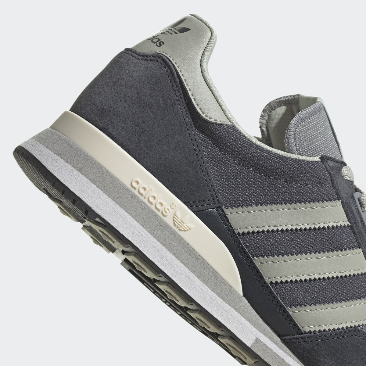 Adidas Zapatilla ZX 500. 10