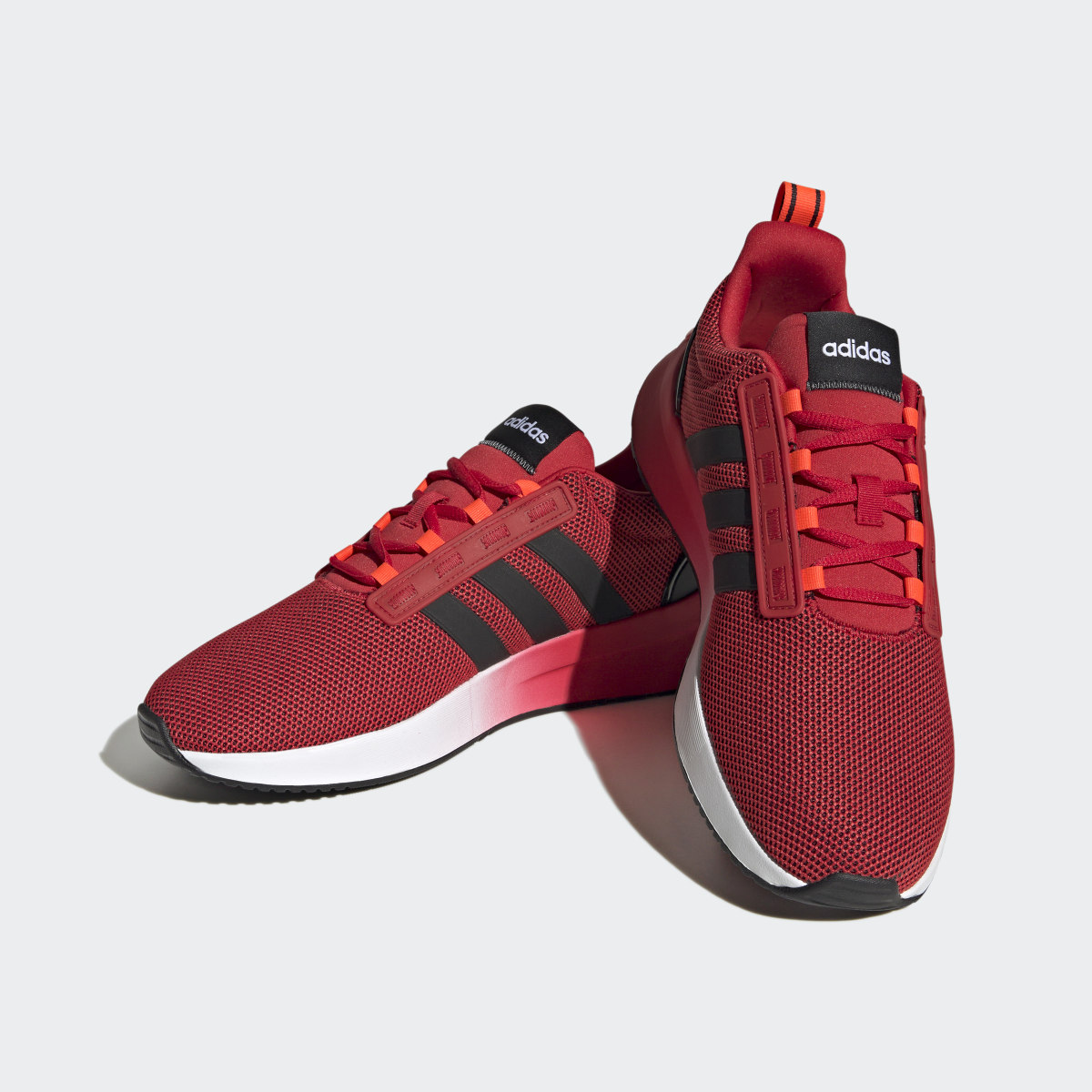 Adidas Chaussure Racer TR21. 5