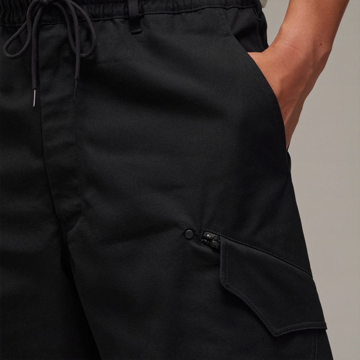 Adidas Y-3 Workwear Shorts. 8