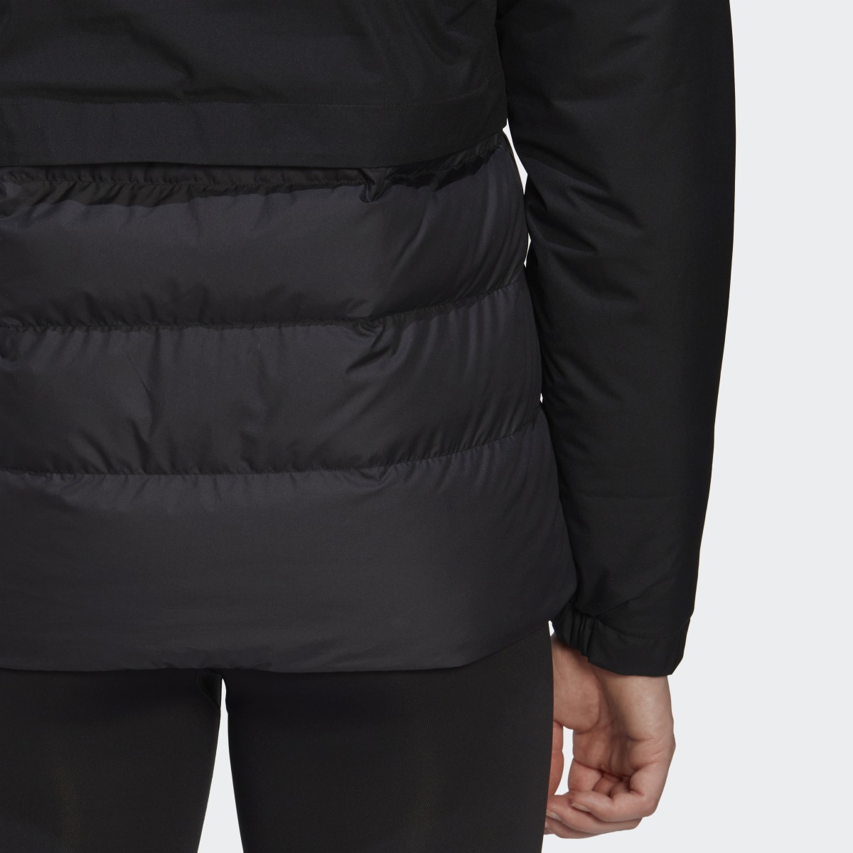 Adidas Traveer COLD.RDY Jacket. 10