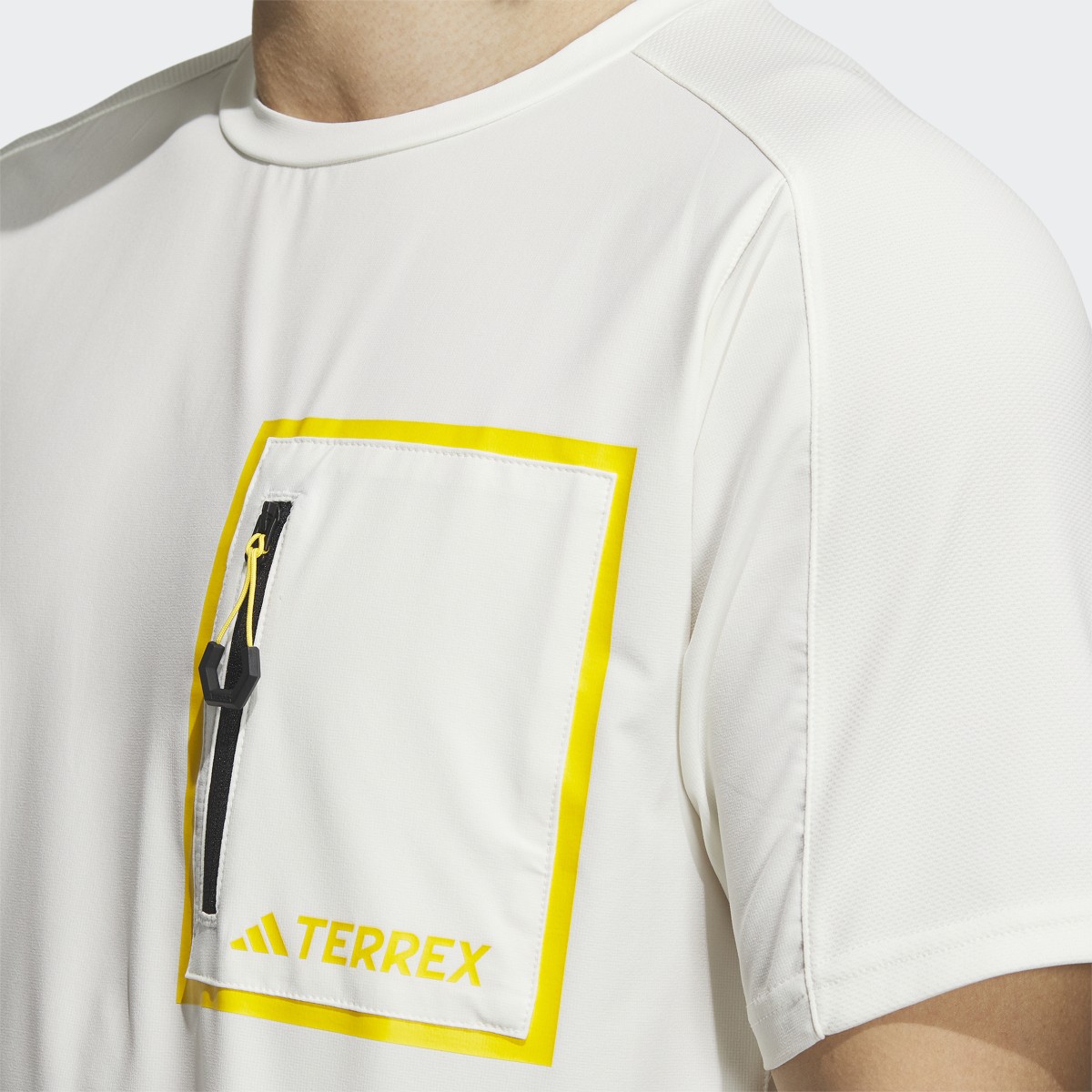 Adidas T-shirt National Geographic Short Sleeve. 7