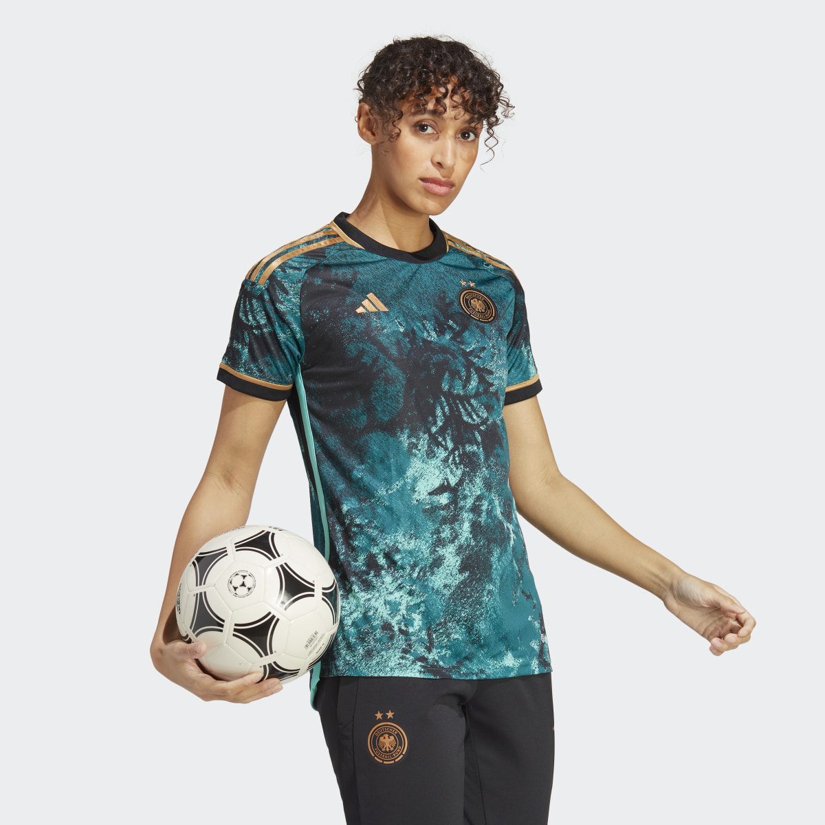 Adidas Camisola Alternativa 23 da Seleção Feminina da Alemanha. 4