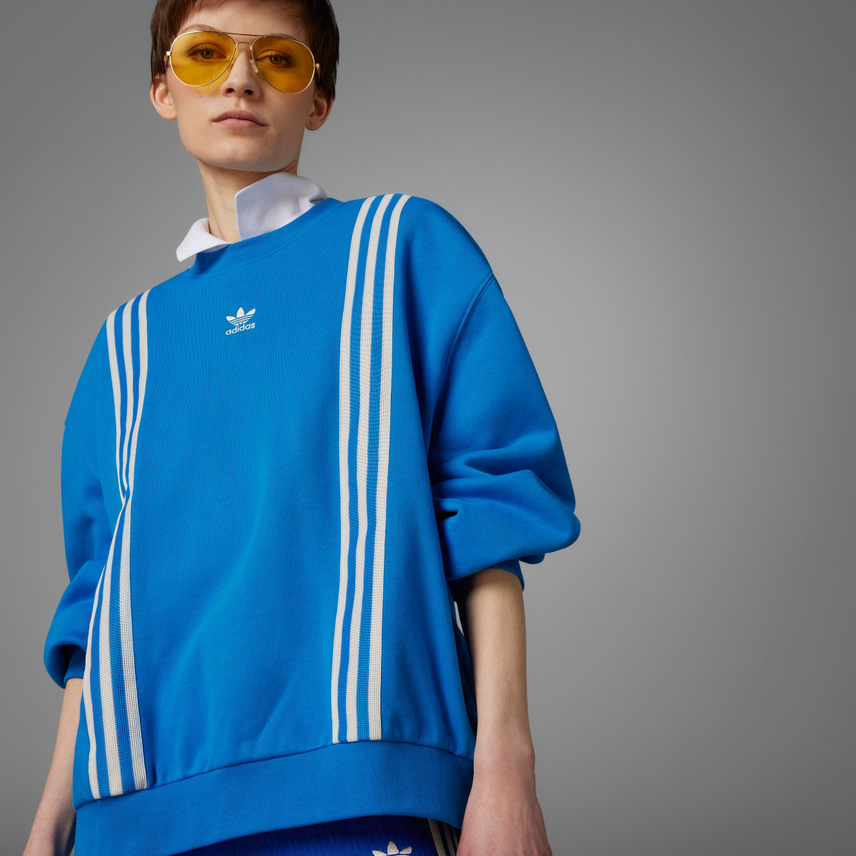 Adidas adicolor 70s 3-Streifen Sweatshirt. 8