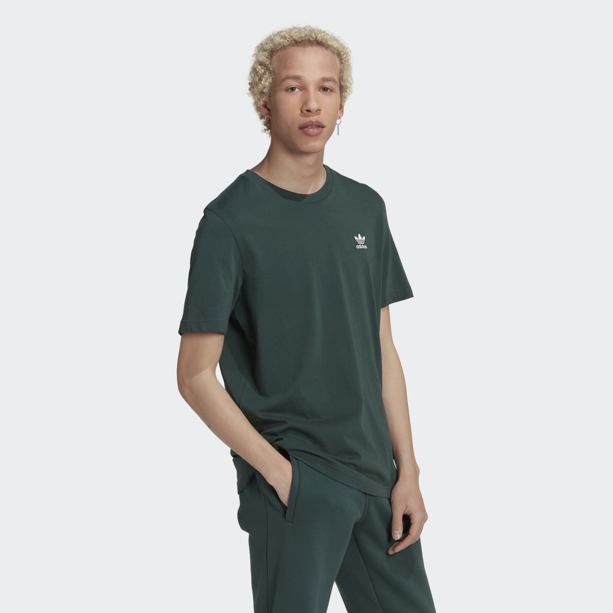 Adidas LOUNGEWEAR Adicolor Essentials Trefoil Tişört. 5