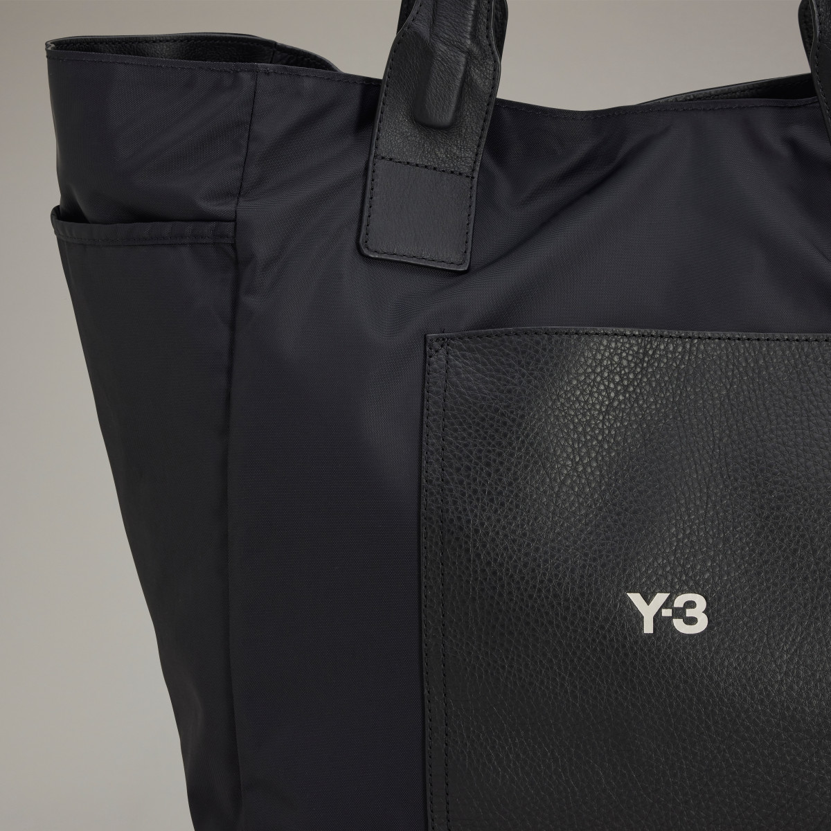 Adidas Y-3 Lux Tasche. 7