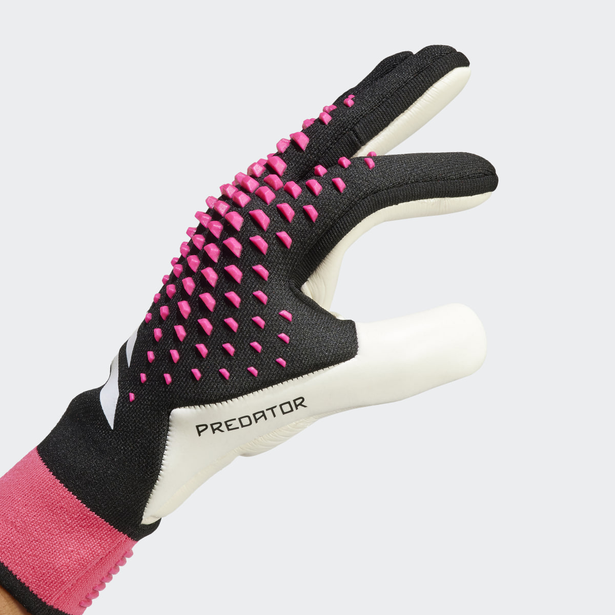 Adidas Predator Pro Promo Goalkeeper Gloves. 5
