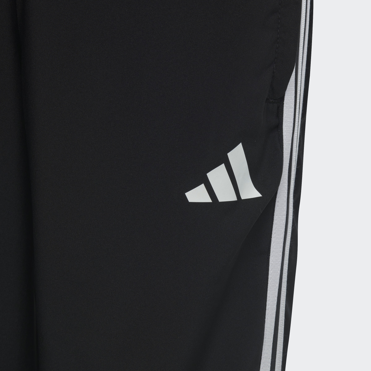 Adidas Tiro 23 League Woven Pants. 5