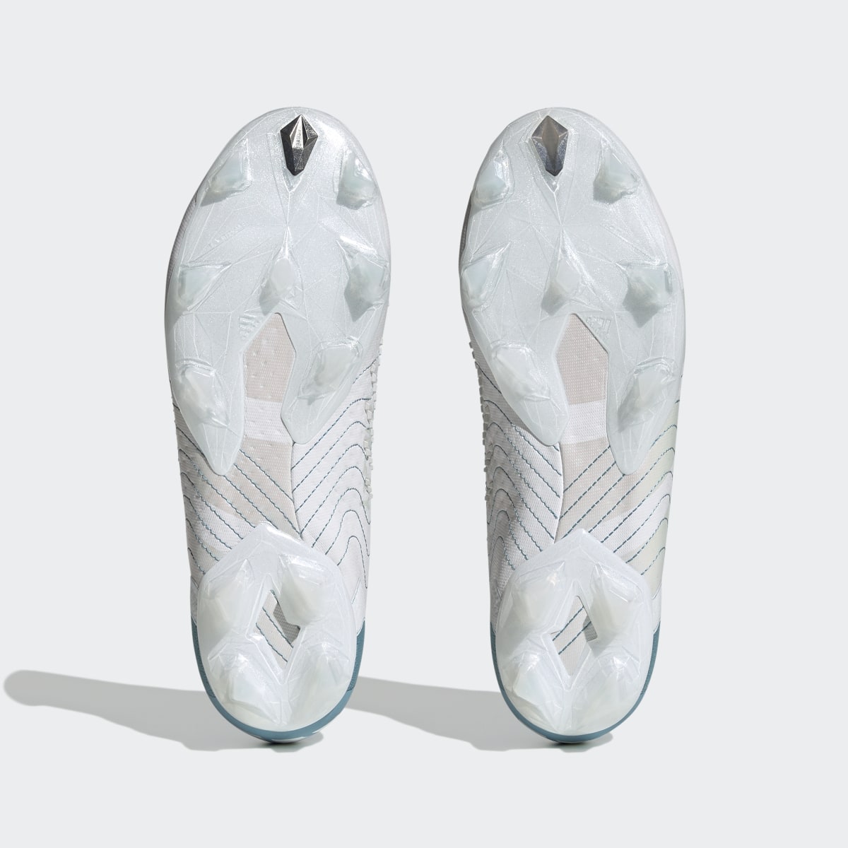 Adidas Botas de Futebol Predator Accuracy+ – Piso firme. 8