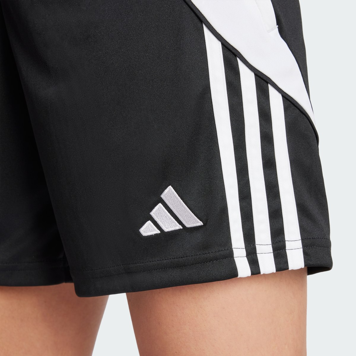 Adidas Shorts de Entrenamiento Tiro 24. 7