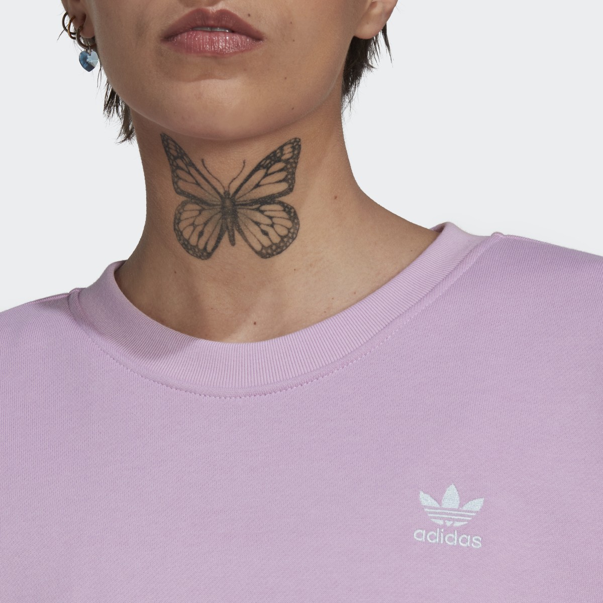 Adidas Graphic Sweatshirt. 6