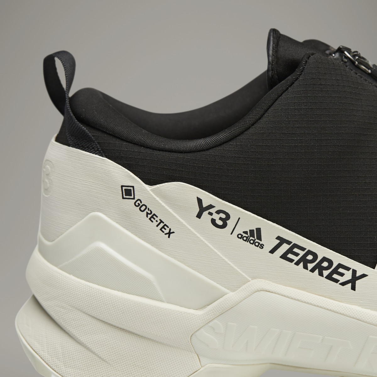 Adidas Swift R3 GTX Low TERREX Y-3. 10