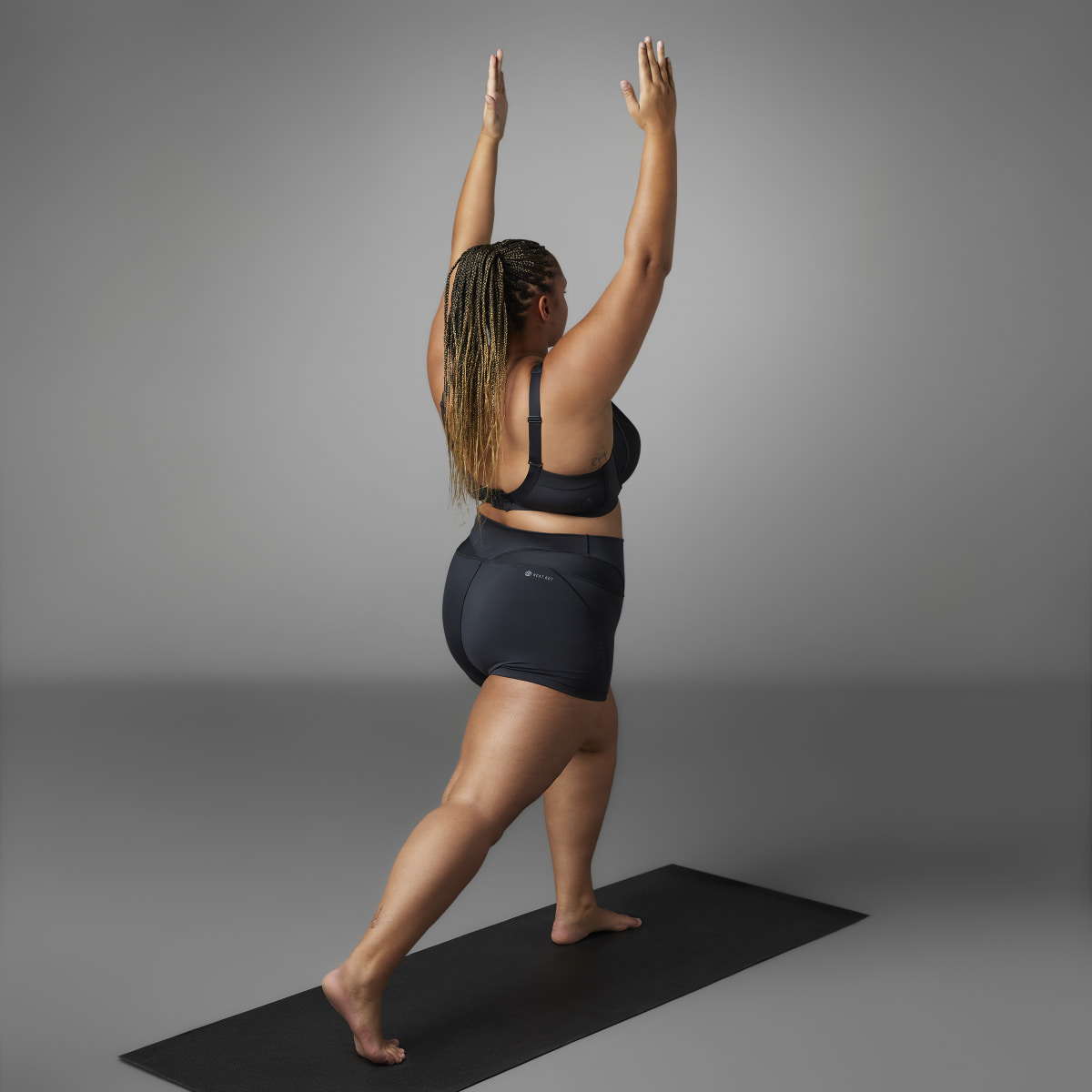 Adidas Mallas cortas Collective Power Yoga Studio (Tallas grandes). 8
