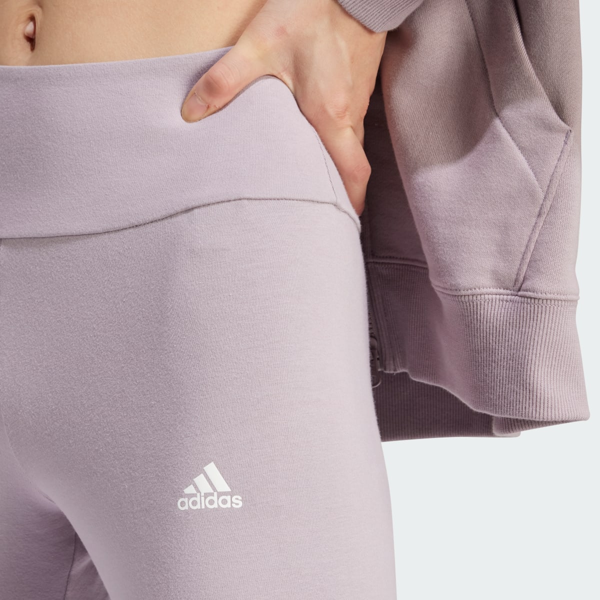 Adidas LEGGINGS ESSENTIALS HIGH-WAISTED LOGO. 5