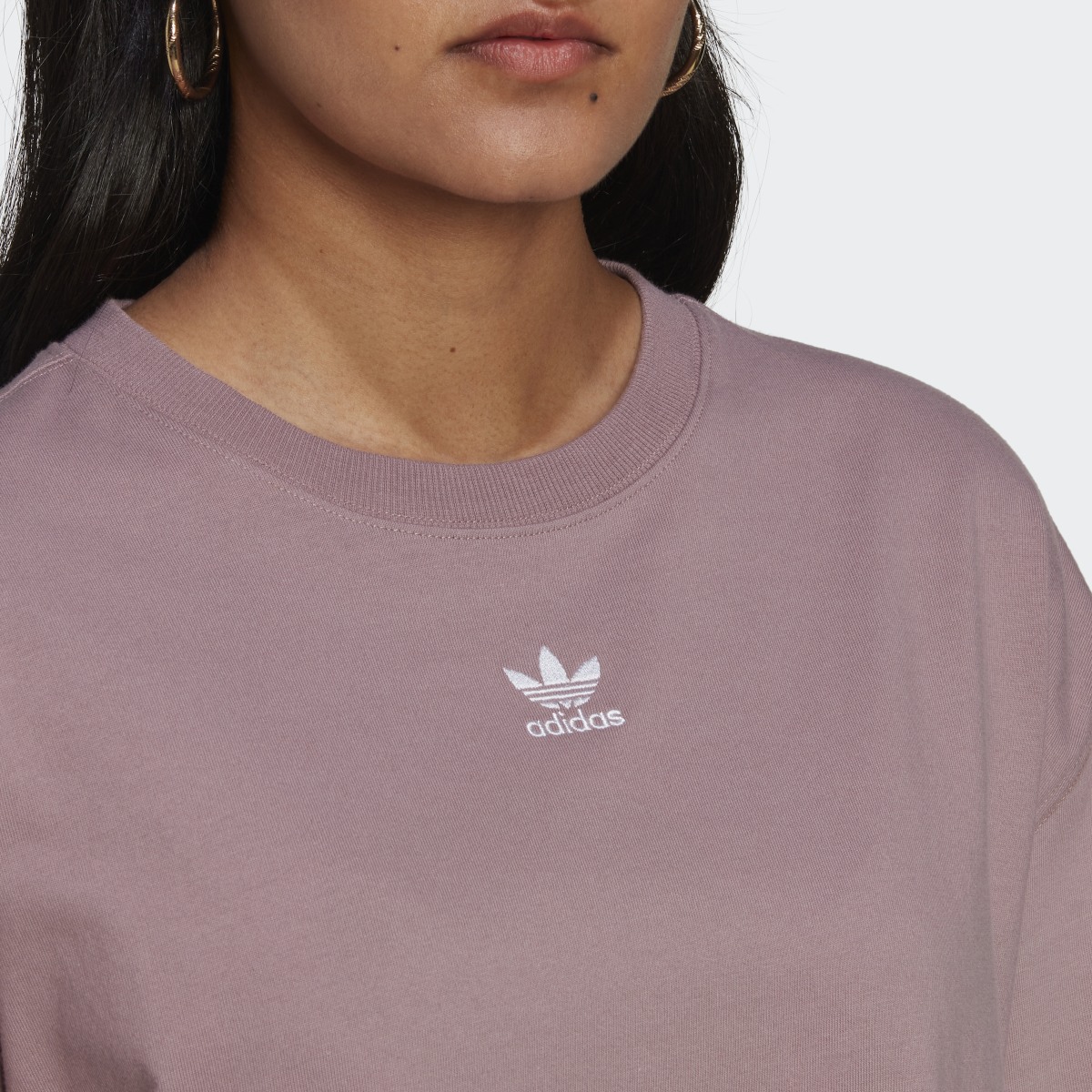 Adidas LOUNGEWEAR Adicolor Essentials T-Shirt. 6