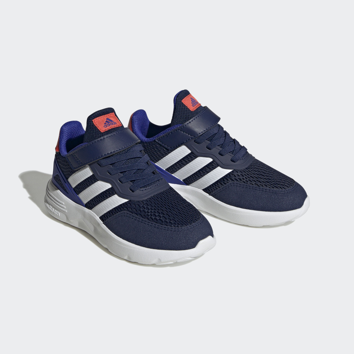 Adidas Chaussure à lacets élastiques et scratch Nebzed. 5