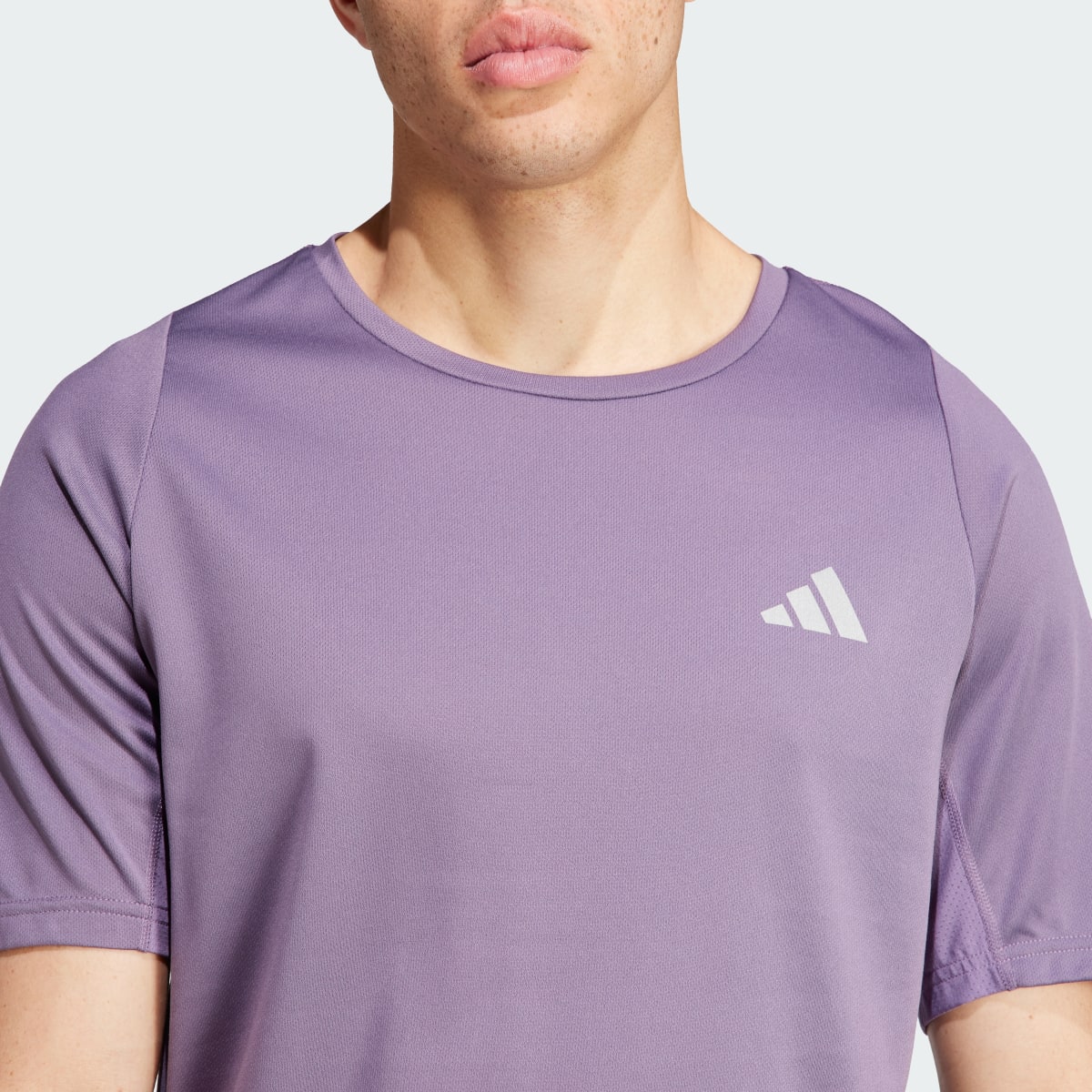 Adidas Playera Run Icons 3 Franjas. 6