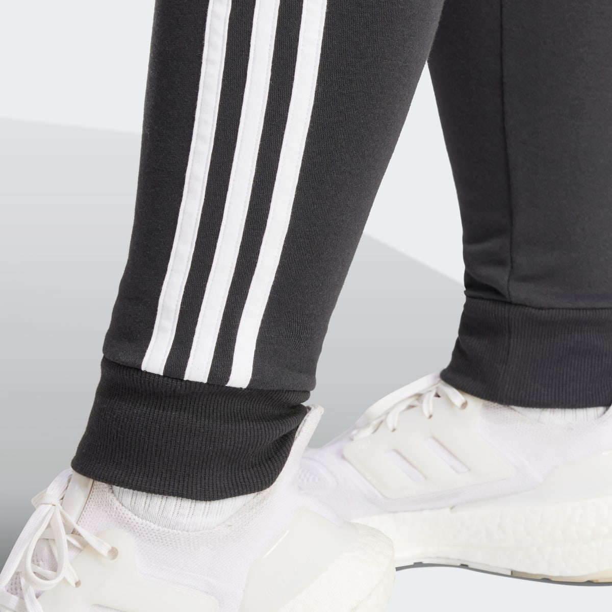 Adidas Calças Tiro 24. 8