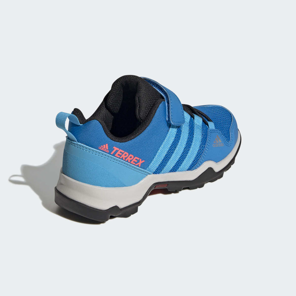 Adidas Scarpe da hiking Terrex AX2R CF. 6