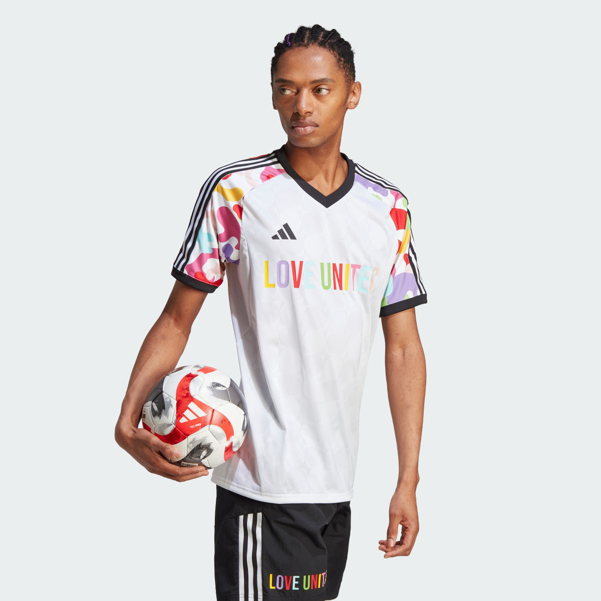 Adidas Camiseta Pride Tiro. 4