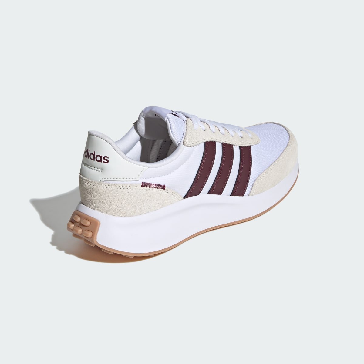 Adidas Tenis Run 70s. 6