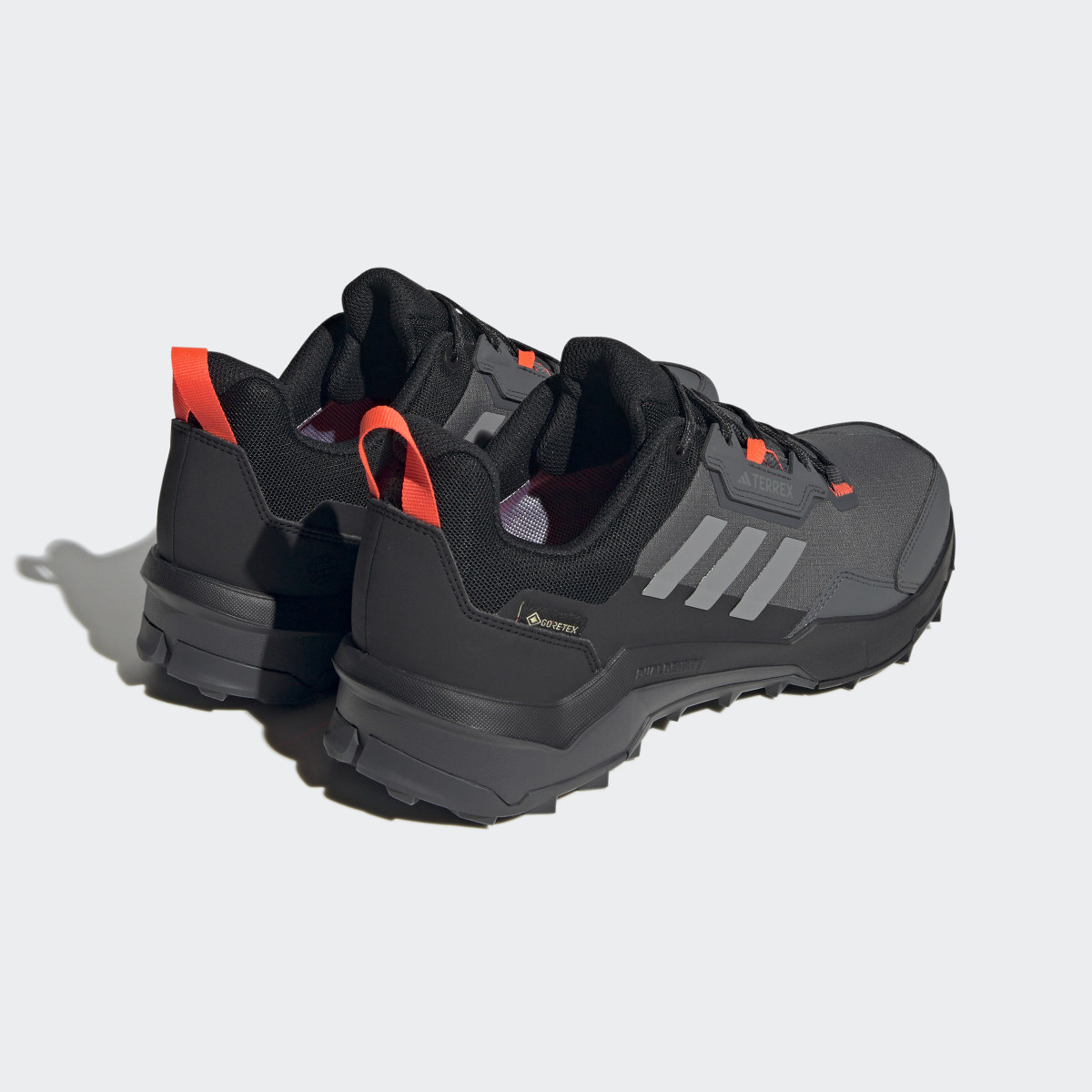 Adidas TERREX AX4 GORE-TEX Wanderschuh. 6