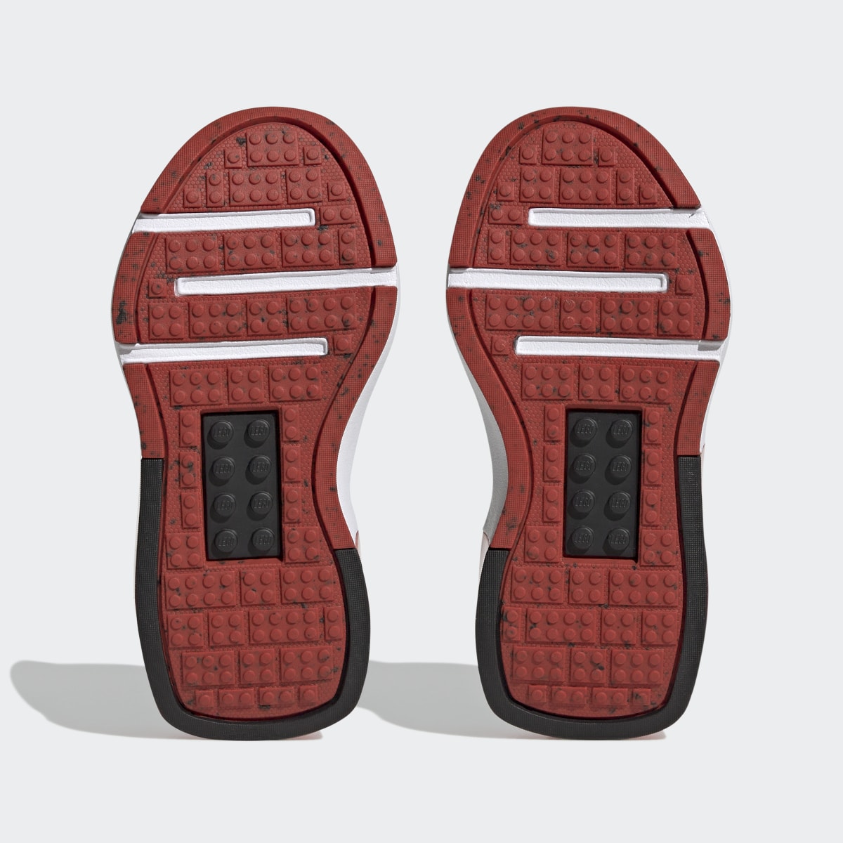 Adidas Chaussure lacets élastiques et scratch sur le dessus adidas x LEGO® Tech RNR. 4