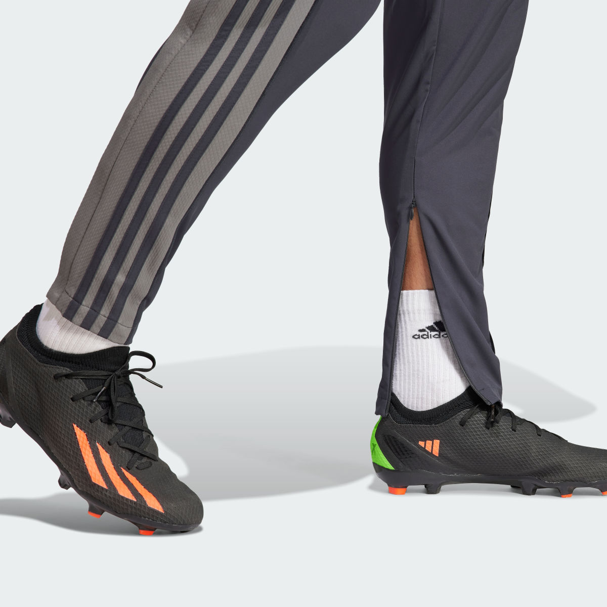 Adidas Juventus Turin Anthem Hose. 7