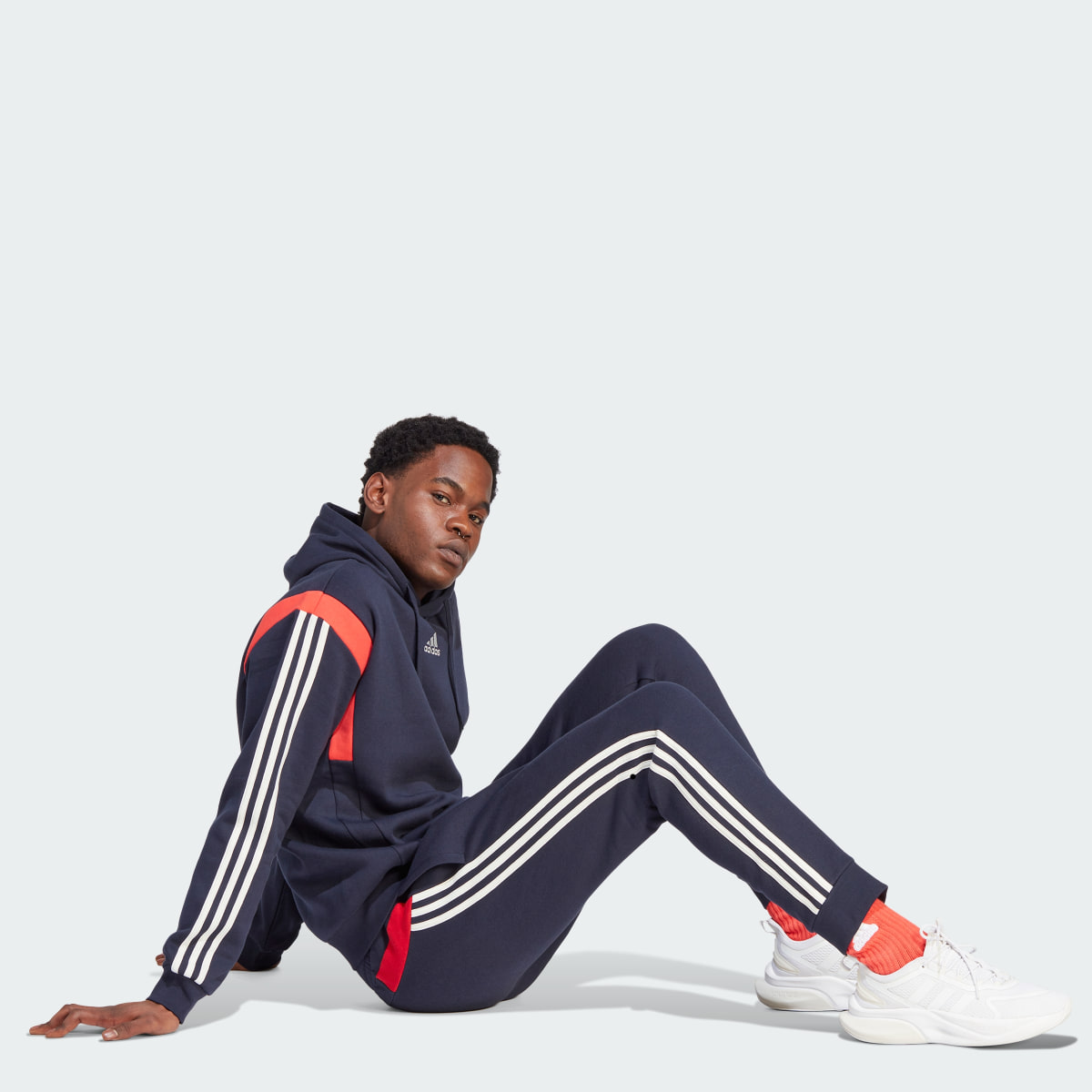 Adidas Sweatshirt com Capuz. 4