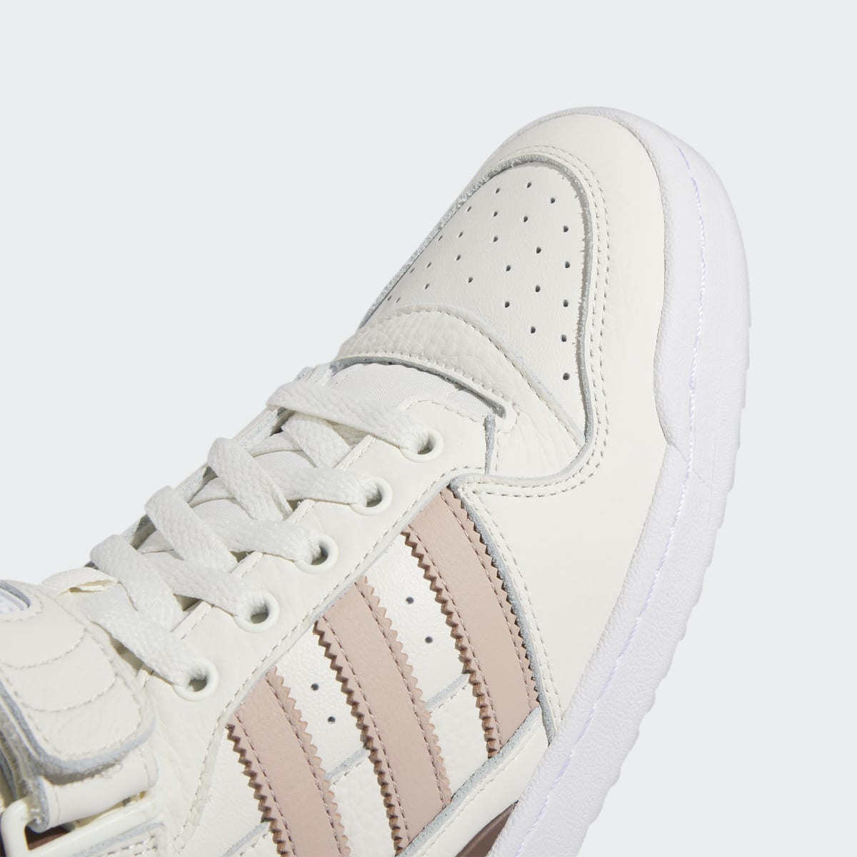 Adidas Forum Mid Shoes. 8