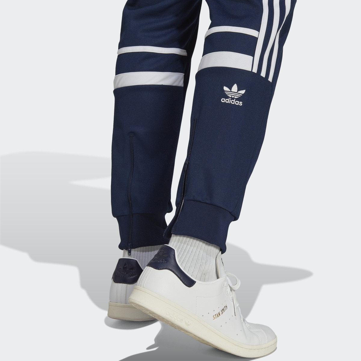 Adidas Adicolor Classics Cut Line Pants. 5