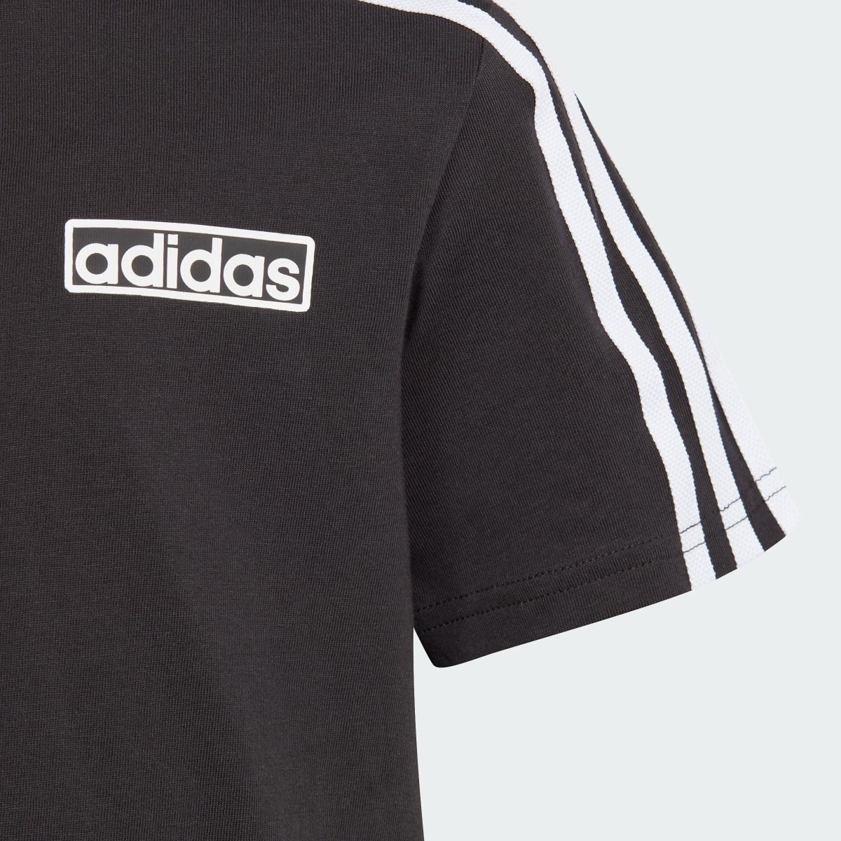 Adidas Adibreak Set aus T-Shirt und Shorts. 8