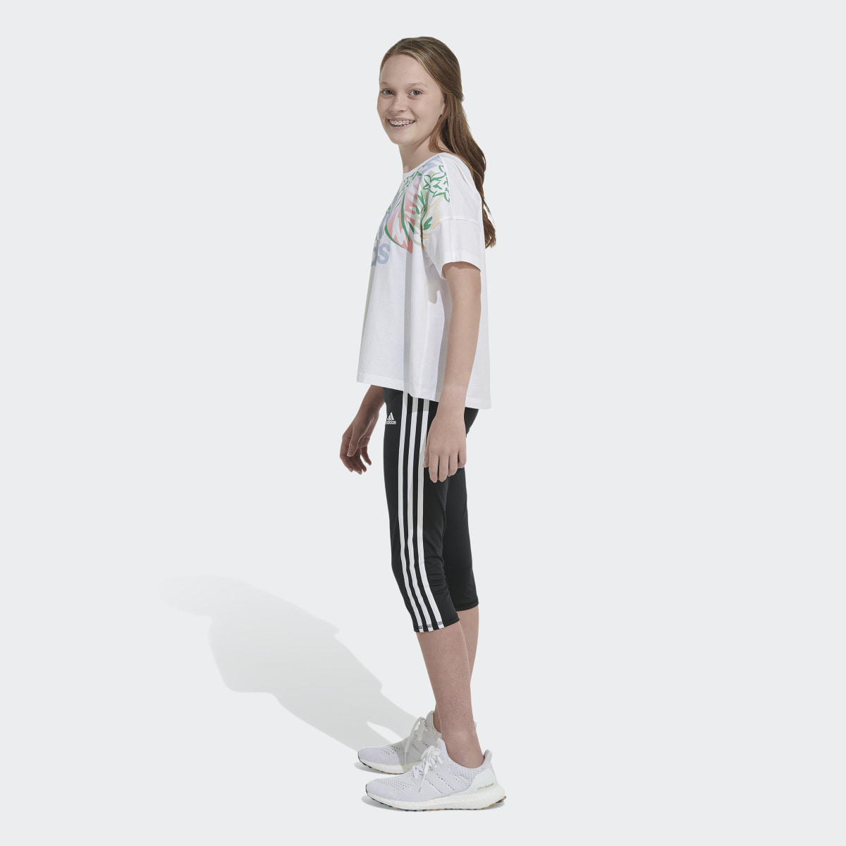 Adidas Loose Box Tee. 7