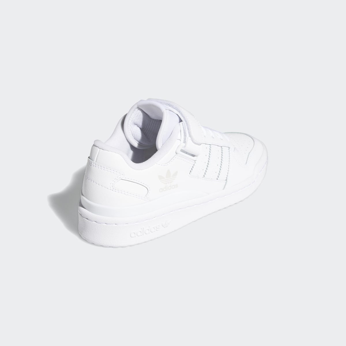 Adidas Chaussure Forum Low. 6