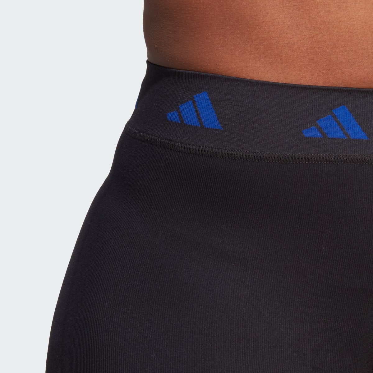 Adidas Leggings sem Costuras Techfit Recharge. 5