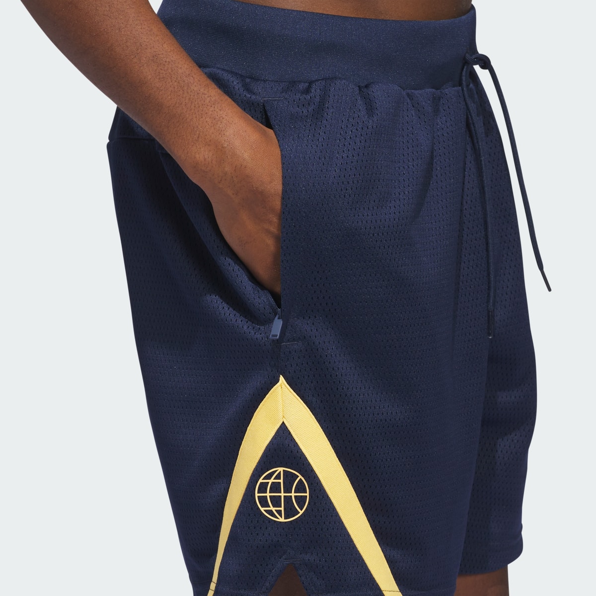 Adidas Select World Wide Hoops Shorts. 5