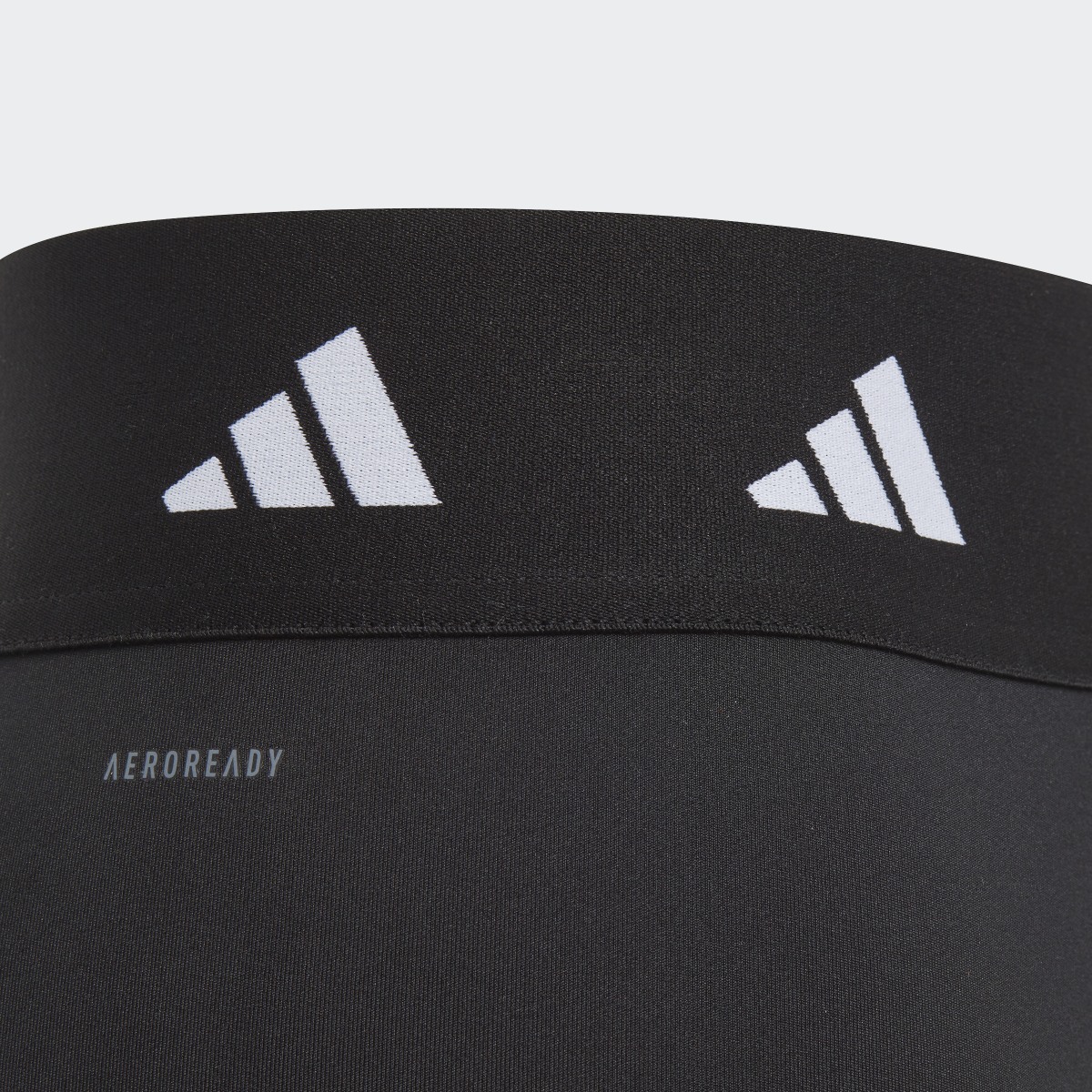 Adidas Calções AEROREADY Techfit – Criança. 4