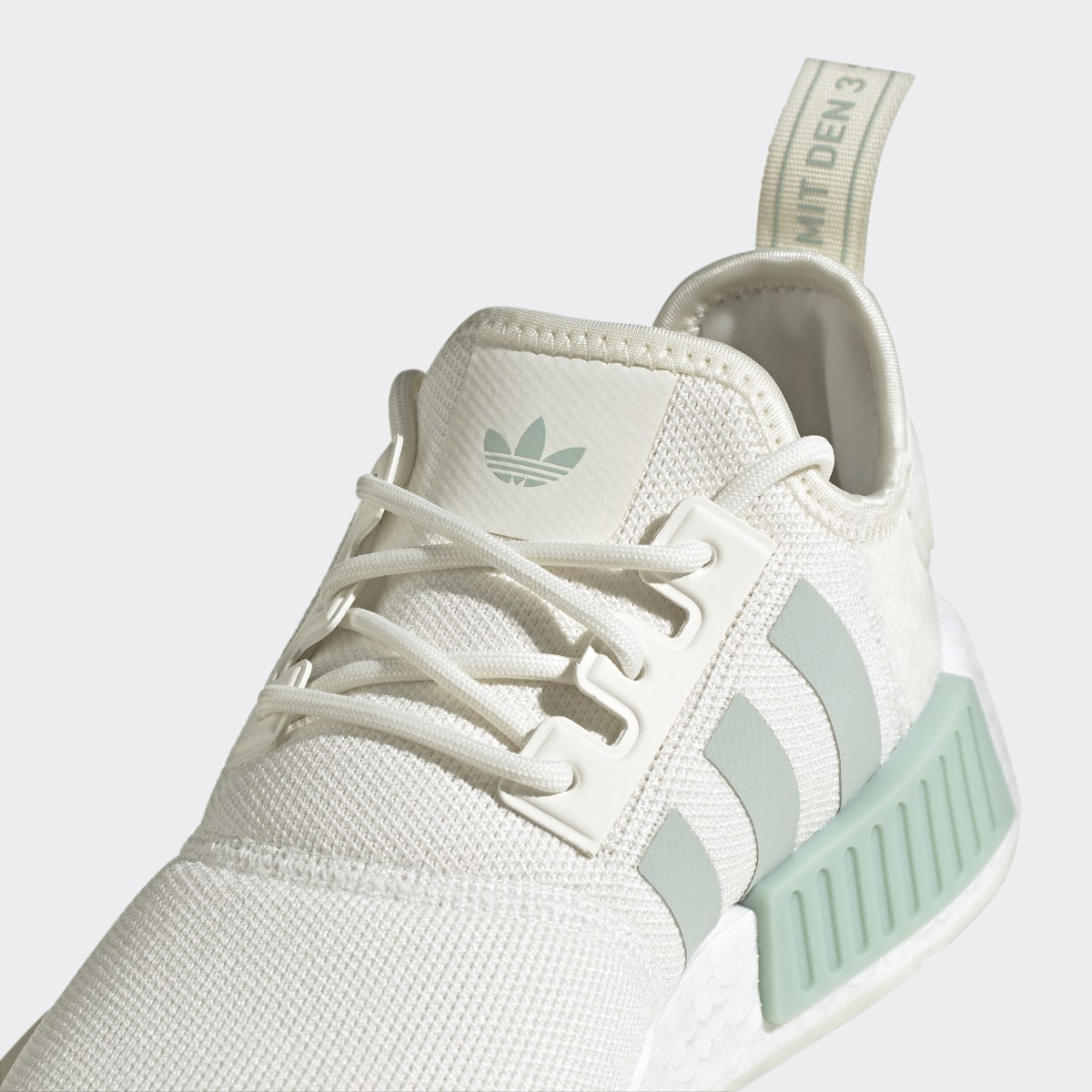 Adidas Tenis NMD_R1. 10