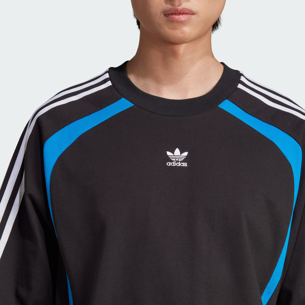 Adidas CAMISETA ADILENIUM OVERSIZED. 6