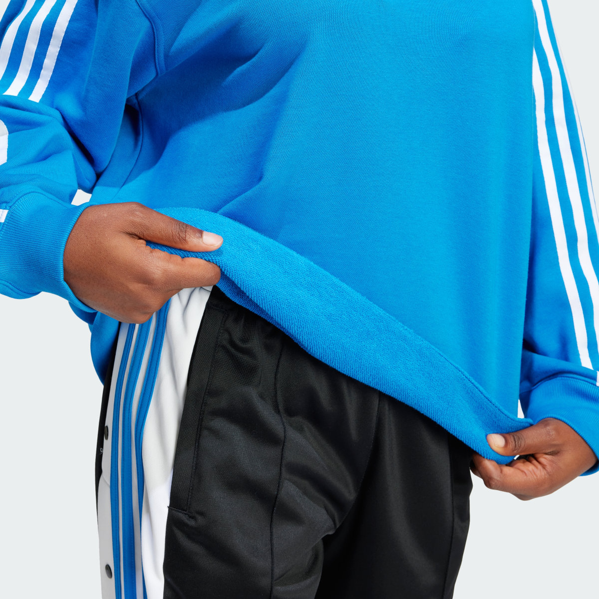 Adidas Sudadera cuello redondo Oversized 3 bandas. 7