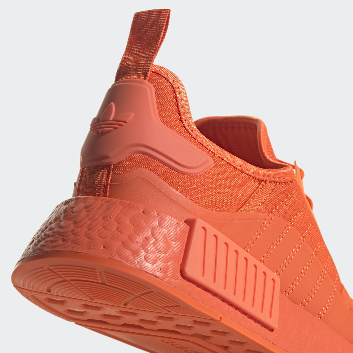 Adidas Chaussure NMD_R1 TR. 8