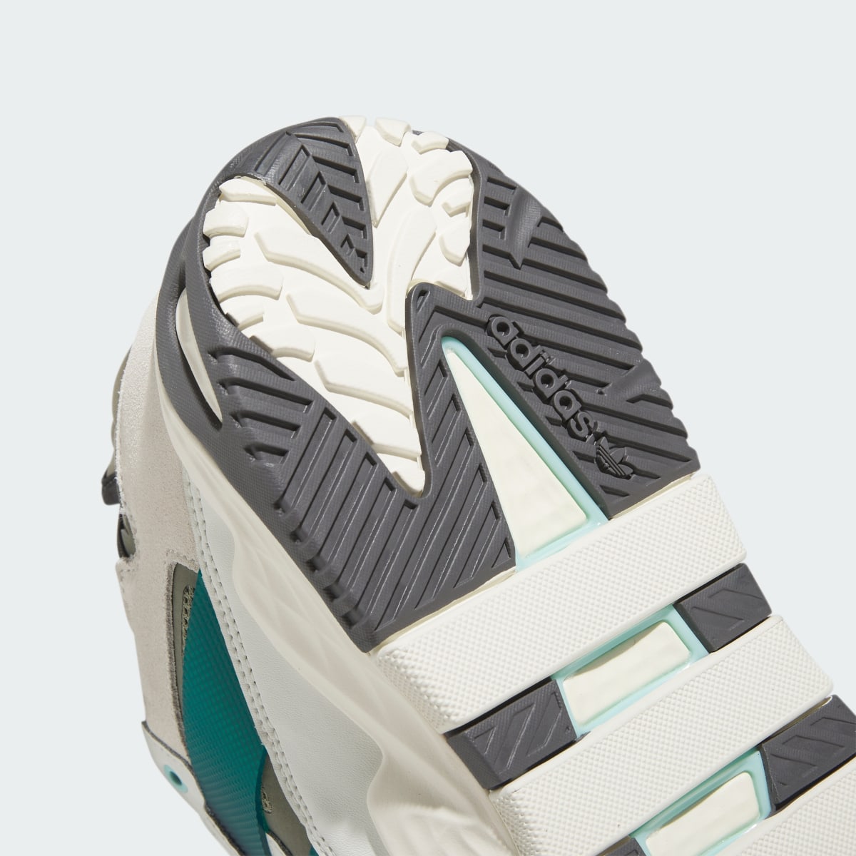 Adidas Chaussure Niteball. 10