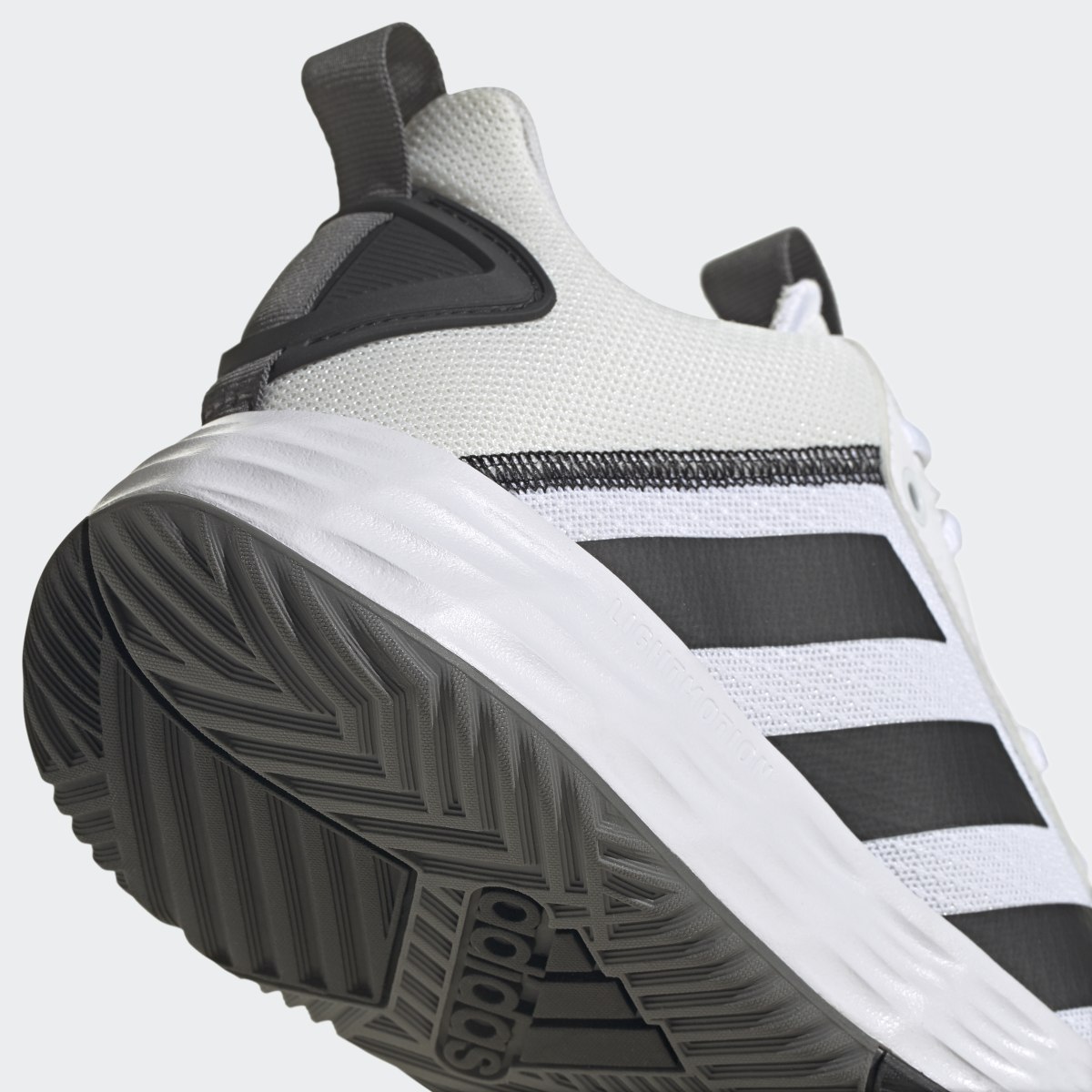 Adidas Tenis OwnTheGame. 10