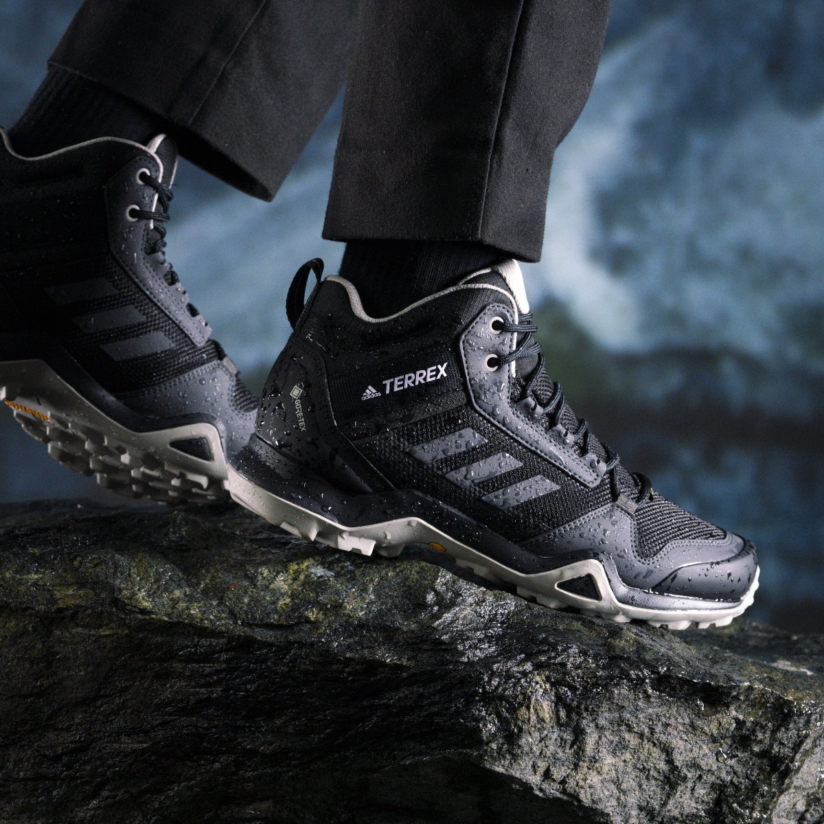 Adidas Zapatilla Terrex AX3 Mid GORE-TEX Hiking. 5
