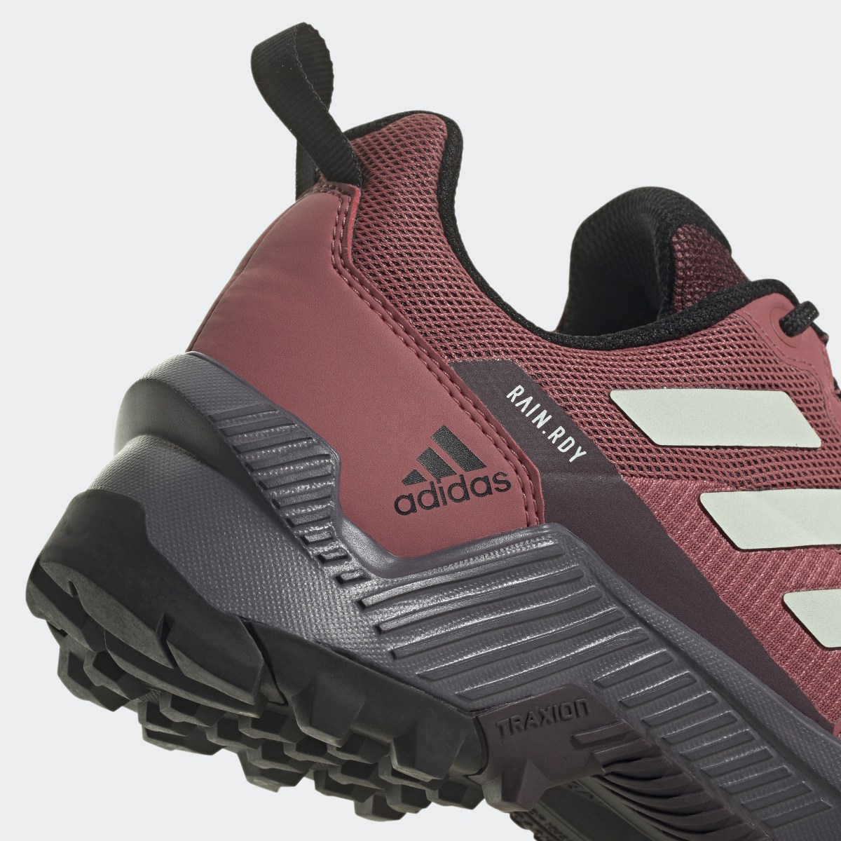 Adidas Zapatilla Eastrail 2.0 RAIN.RDY Hiking. 9