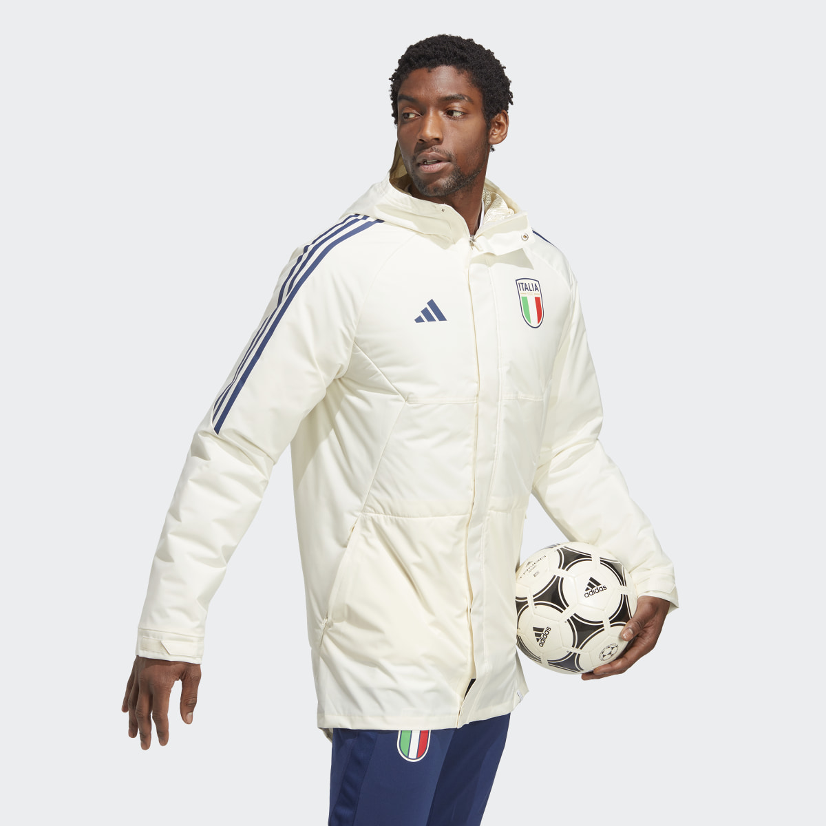 Adidas Italia 23 Parka Condivo Stadium. 4