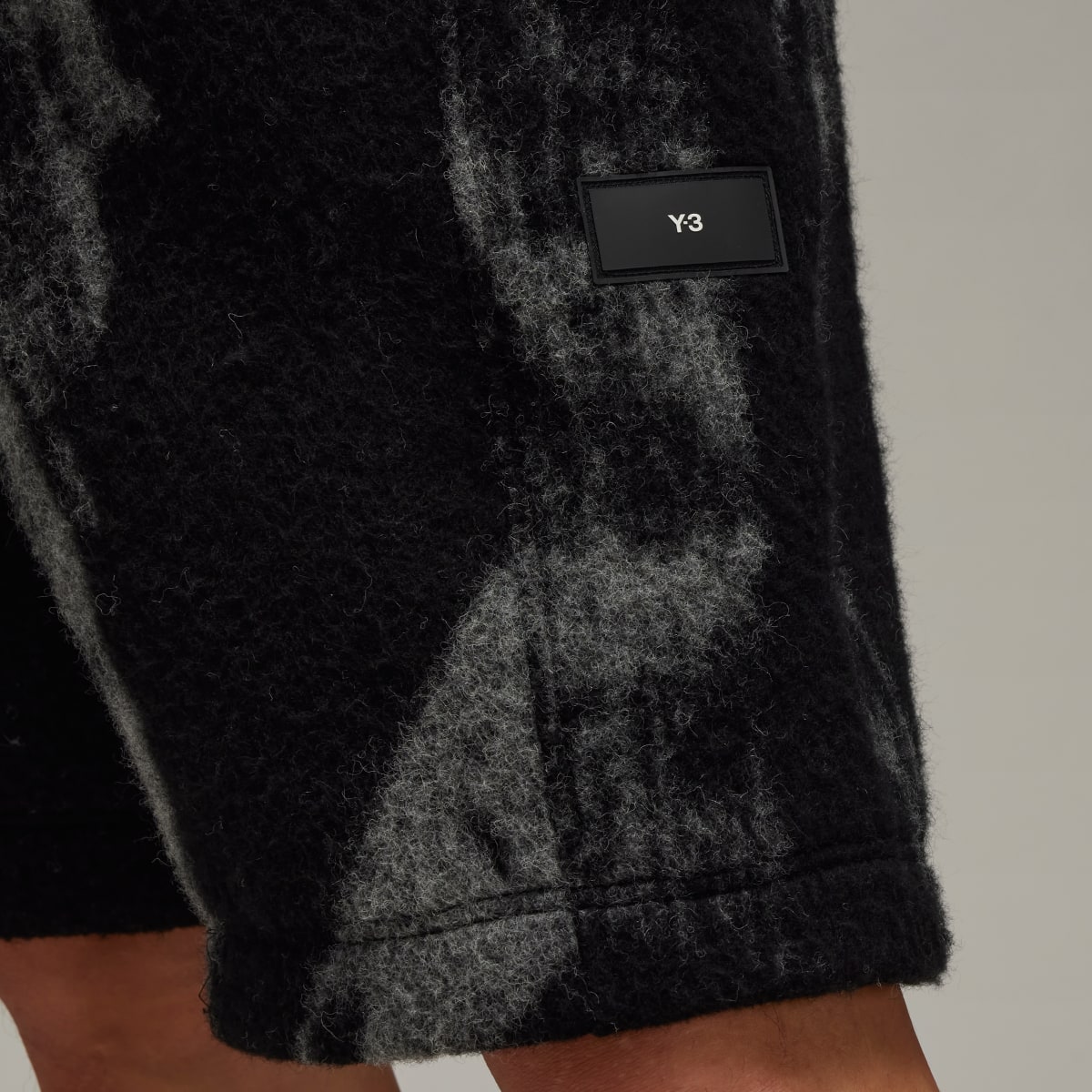 Adidas Y-3 Fuzzy Fleece Shorts. 7