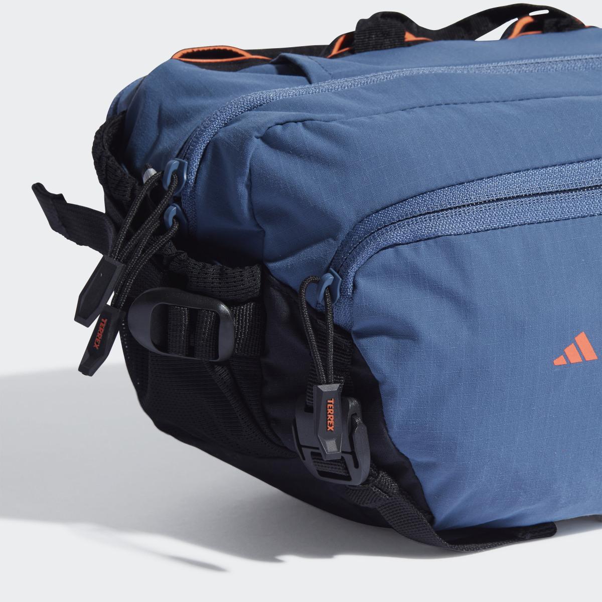 Adidas Bolsa de Cintura AEROREADY TERREX – 5 l. 6